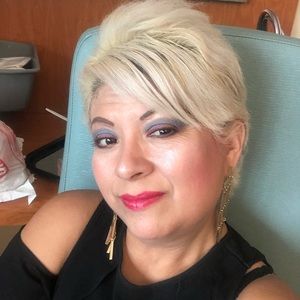 Meet your Posher, Paula